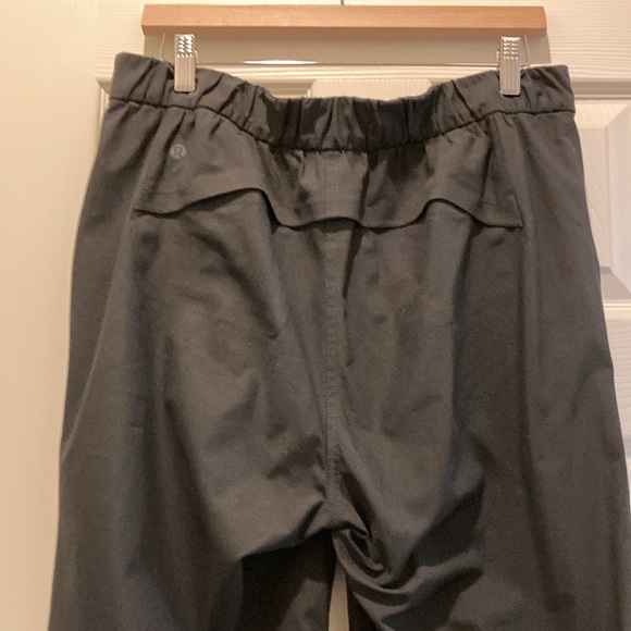 Lululemon - Picture 3 of 9